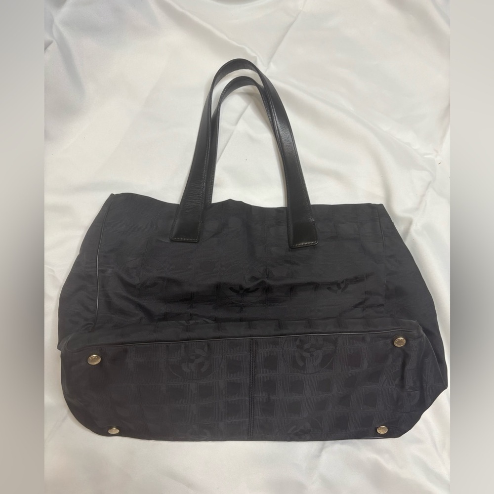 Chanel Travel Line Tote Bag Black Nylon Jacquard CC Logo - Picture 3 of 9